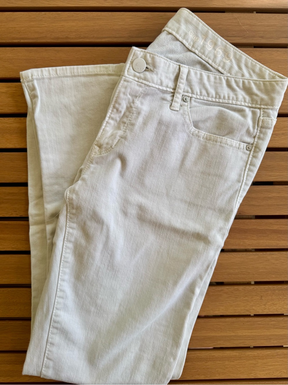 GAP Women's Skinny Jeans in Cream